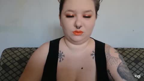 Snapshot of neriphine chatting on 01-14-26, 11:05 Neriphine online show from 01-14-26, 11:05