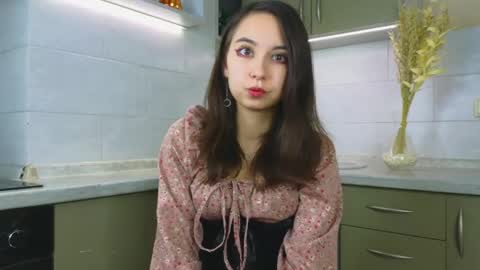 Snapshot of nerixalvire chatting on 05-11-26, 03:07 Emily online show from 05-11-26, 03:07