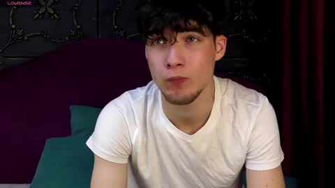 Snapshot of neroknox chatting on 03-07-25, 12:26 NeroKnox online show from 03-07-25, 12:26