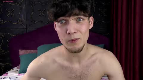 Snapshot of neroknox chatting on 03-12-25, 01:47 NeroKnox online show from 03-12-25, 01:47