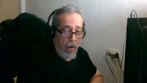 Snapshot of neron401 chatting on 05-17-26, 03:48 neron401 online show from 05-17-26, 03:48