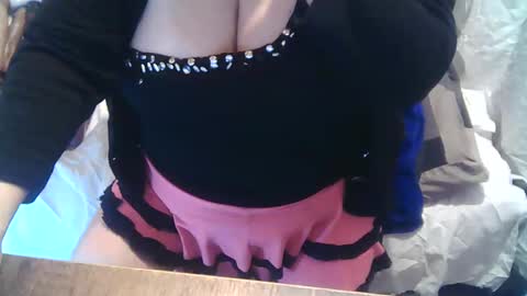 Snapshot of neslihan35 chatting on 12-28-24, 08:05 neslihan online show from 12-28-24, 08:05