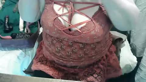 Snapshot of neslihan35 chatting on 02-11-25, 10:07 neslihan online show from 02-11-25, 10:07