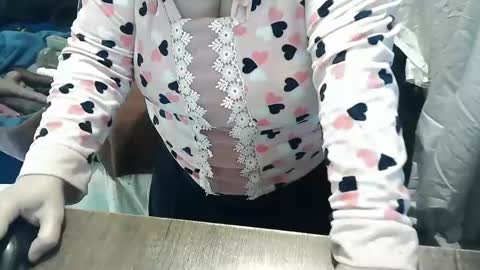 Snapshot of neslihan35 chatting on 02-21-25, 08:49 neslihan online show from 02-21-25, 08:49