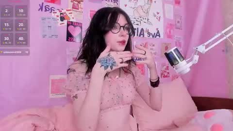 Snapshot of nesssav chatting on 02-04-26, 09:48 Nessa online show from 02-04-26, 09:48