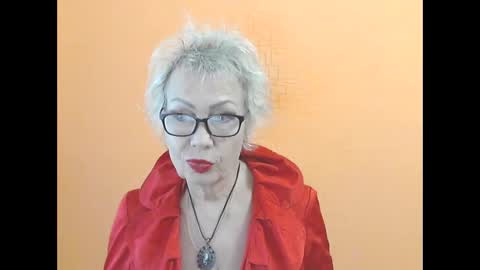 Snapshot of nessyjenixs chatting on 10-18-25, 07:20 NessyJenixs online show from 10-18-25, 07:20
