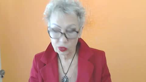 Snapshot of nessyjenixs chatting on 10-22-25, 08:03 NessyJenixs online show from 10-22-25, 08:03