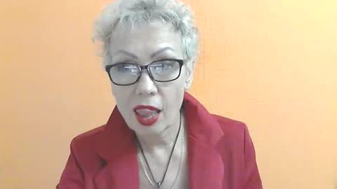 Snapshot of nessyjenixs chatting on 10-24-25, 02:13 NessyJenixs online show from 10-24-25, 02:13