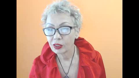 Snapshot of nessyjenixs chatting on 10-25-25, 08:22 NessyJenixs online show from 10-25-25, 08:22