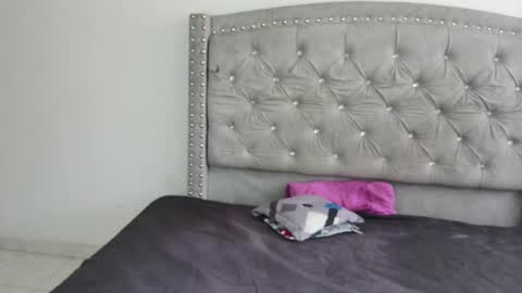 Snapshot of nesuko_kamado chatting on 11-21-25, 04:38 nesuko_kamado online show from 11-21-25, 04:38