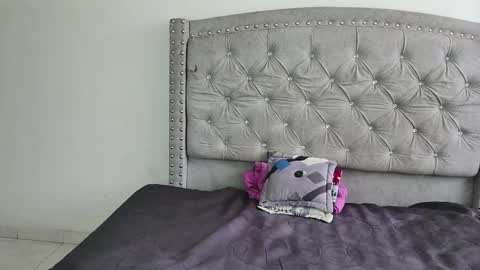 Snapshot of nesuko_kamado chatting on 11-22-25, 04:17 nesuko_kamado online show from 11-22-25, 04:17