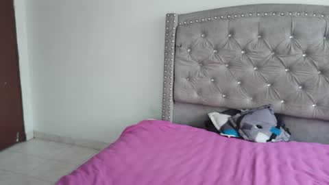 Snapshot of nesuko_kamado chatting on 12-02-25, 02:45 nesuko_kamado online show from 12-02-25, 02:45