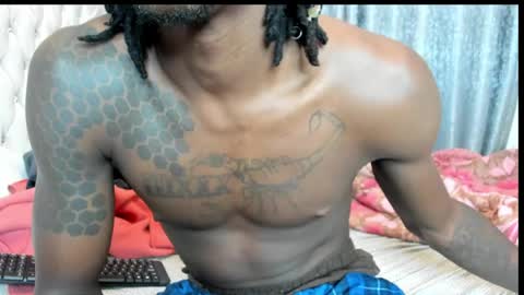 Snapshot of netfux_and_chill chatting on 05-18-26, 02:51 netfux_and_chill online show from 05-18-26, 02:51
