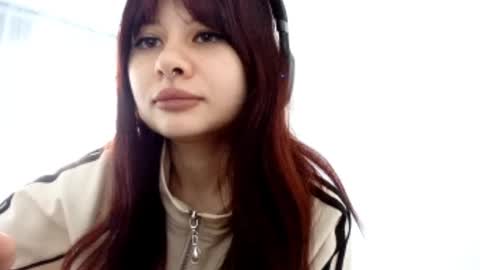 Snapshot of nevadakeizer chatting on 09-10-25, 07:19 Sophia online show from 09-10-25, 07:19