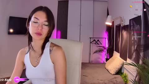 Snapshot of new_meow chatting on 10-13-25, 06:24 Alice online show from 10-13-25, 06:24