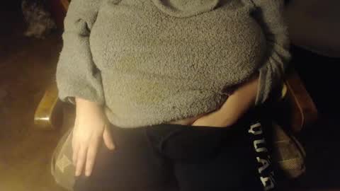 Lilly  online show from 01-22-25, 09:21