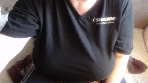 Lilly  online show from 11-05-25, 10:26