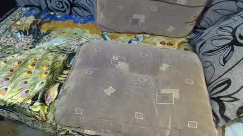 Lilly  online show from 04-18-26, 02:48