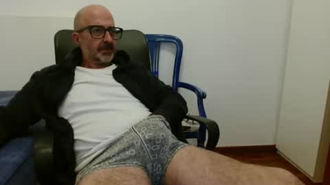 simi online show from 10-19-25, 06:30