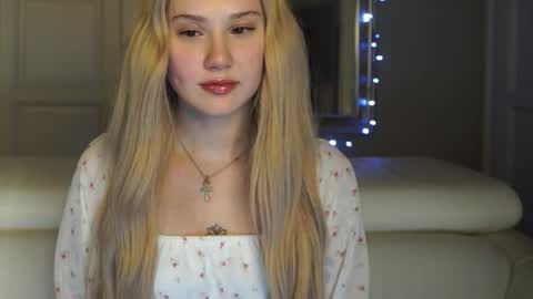 Nika online show from 02-21-26, 10:44