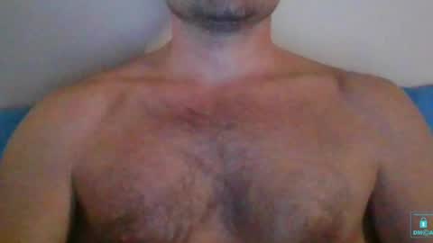 Snapshot of newtyguy90 chatting on 01-11-25, 08:54 newtyguy90 online show from 01-11-25, 08:54