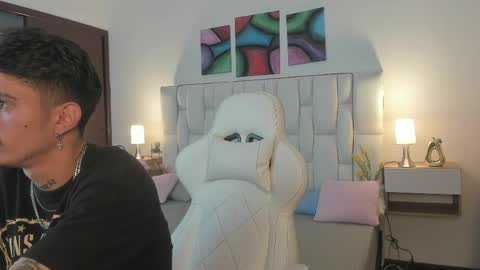 Yeison online show from 04-12-26, 03:00