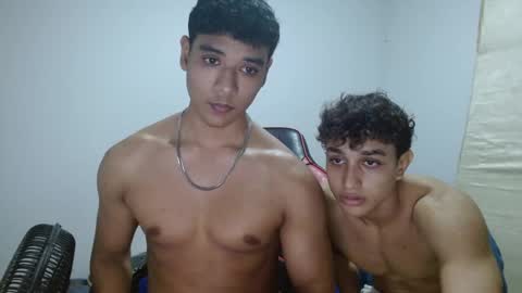 Snapshot of ney_quiroz chatting on 10-14-25, 05:19 ney hotman online show from 10-14-25, 05:19