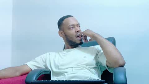 Snapshot of neytanmalcon chatting on 12-22-25, 11:02 neytanmalcon online show from 12-22-25, 11:02