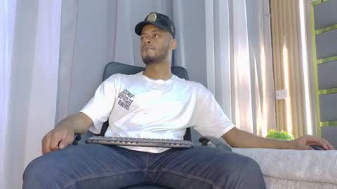 Snapshot of neytanmalcon chatting on 02-01-26, 06:50 neytanmalcon online show from 02-01-26, 06:50