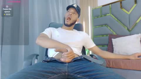 Snapshot of neytanmalcon chatting on 02-25-26, 06:39 neytanmalcon online show from 02-25-26, 06:39