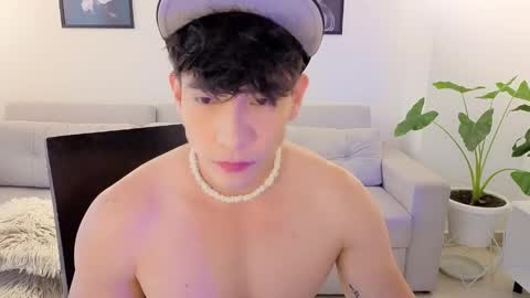 Snapshot of neythan__blaze chatting on 05-19-26, 08:59 online show from 05-19-26, 08:59