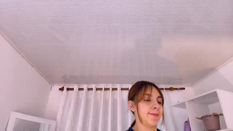 Snapshot of nezo_ chatting on 02-12-26, 05:57 Angie Instagram angie julianac add me online show from 02-12-26, 05:57