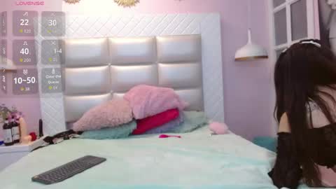 Snapshot of nezzukoo chatting on 05-21-26, 08:05 nezzukoo online show from 05-21-26, 08:05