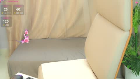Snapshot of nhatlinhnguyen chatting on 05-12-26, 07:27 nhatlinhnguyen online show from 05-12-26, 07:27