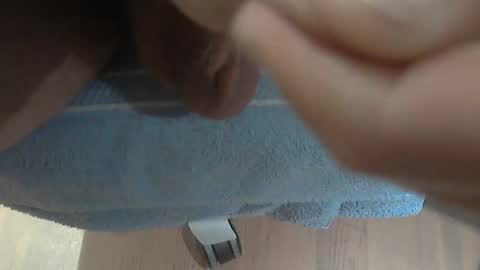 Snapshot of ni983 chatting on 10-01-25, 04:24 ni983 online show from 10-01-25, 04:24