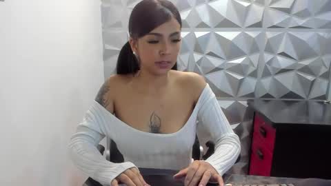 Snapshot of nia_malkova chatting on 06-10-26, 09:08 Nia Malkova online show from 06-10-26, 09:08
