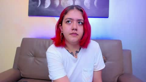 Estefani  online show from 02-03-25, 11:53