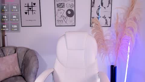 Nia online show from 10-06-25, 01:30