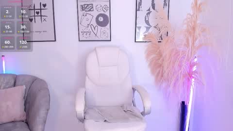 Nia online show from 10-22-25, 01:00