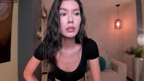 Snapshot of niasalvatore chatting on 02-08-26, 11:08 Call me Nia online show from 02-08-26, 11:08