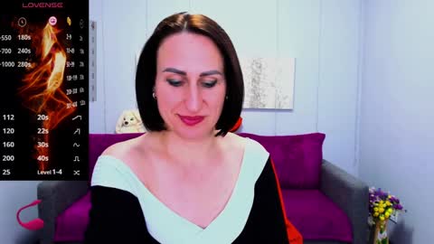 niasmithh online show from 02-19-25, 06:21