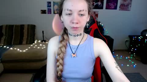 nica_kawaii online show from 06-26-26, 01:15