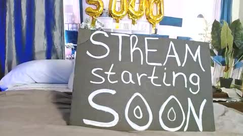 Snapshot of niceandsavvy chatting on 10-12-25, 04:22 NICE AND SAVVY online show from 10-12-25, 04:22