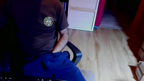 Snapshot of nicecck24 chatting on 12-02-24, 05:37 nicecck24 online show from 12-02-24, 05:37