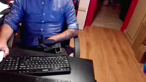 Snapshot of nicecck24 chatting on 10-16-25, 03:29 nicecck24 online show from 10-16-25, 03:29