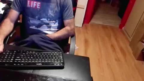 Snapshot of nicecck24 chatting on 10-25-25, 05:04 nicecck24 online show from 10-25-25, 05:04