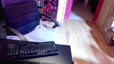 Snapshot of nicecck24 chatting on 11-07-25, 05:07 nicecck24 online show from 11-07-25, 05:07