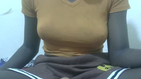 Snapshot of nicegirl200 chatting on 02-07-26, 06:44 nicegirl200 online show from 02-07-26, 06:44