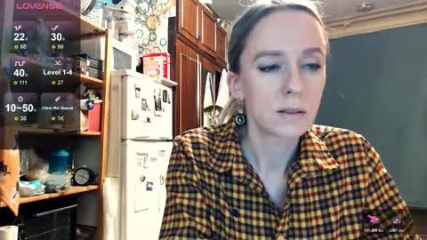 Kathrine online show from 10-22-25, 07:24