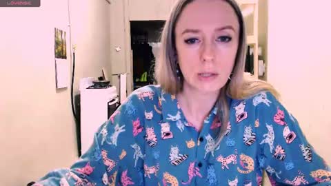 Snapshot of nicekat chatting on 06-28-26, 08:04 Kathrine online show from 06-28-26, 08:04